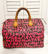 Load image into Gallery viewer, PRELOVED Louis Vuitton Monogram Graffiti Speedy 30