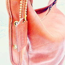 Load image into Gallery viewer, COACH Vintage Glove-Tanned Sac Bucket Hobo Bag