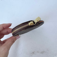 Load image into Gallery viewer, Louis Vuitton Monogram Round Coin Purse CT0044