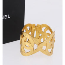 Load image into Gallery viewer, CHANEL CC Heart Cuff Bangle Bracelet