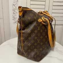 Load image into Gallery viewer, Louis Vuitton Palermo GM