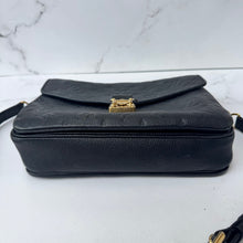 Load image into Gallery viewer, Louis Vuitton Black Empreinte Pochette Metis