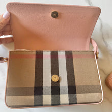 Load image into Gallery viewer, BRAND NEW Burberry Hampshire Crossbody and Wallet Bundle Pink