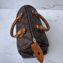 Load image into Gallery viewer, Louis Vuitton Monogram Speedy 25