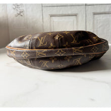 Load image into Gallery viewer, Louis Vuitton Monogram Croissant MM