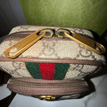 Load image into Gallery viewer, BRAND NEW Gucci Mini Ophidia Sling Bag