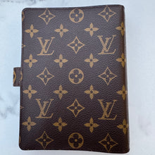 Load image into Gallery viewer, Louis Vuitton Monogram Medium Ring Agenda