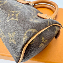 Load image into Gallery viewer, Louis Vuitton Monogram Mini Speedy