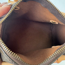 Load image into Gallery viewer, Louis Vuitton Monogram Speedy 18 Japon '88