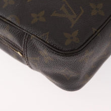 Load image into Gallery viewer, Louis Vuitton Monogram Trousse Toilette 23