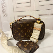 Load image into Gallery viewer, šBlack Friday SpecialšLouis Vuitton Monogram Utility Crossbody