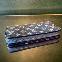 Load image into Gallery viewer, Louis Vuitton Bundle: Monogram Jacquard Denim Speedy 25 Bandouliere and Zippy Wallet