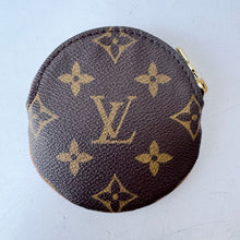 Load image into Gallery viewer, Louis Vuitton Monogram Round Coin Purse CT0044