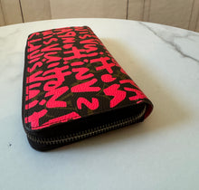Load image into Gallery viewer, PRELOVED Louis Vuitton Bundle: Monogram Graffiti Speedy 30 / Zippy Wallet/ Bag Charm