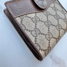 Load image into Gallery viewer, Gucci Supreme Canvas Compact Wallet
