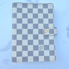 Load image into Gallery viewer, Louis Vuitton Damier Azur Medium Ring Agenda