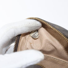 Load image into Gallery viewer, Louis Vuitton Monogram Trousse Toilette 23