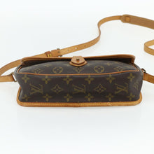 Load image into Gallery viewer, Louis Vuitton Monogram Sac Gibeciere PM