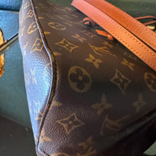 Load image into Gallery viewer, Louis Vuitton Monogram Neonoe MM