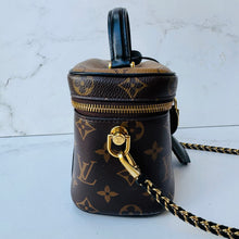 Load image into Gallery viewer, Louis Vuitton Reverse Monogram Vanity PM