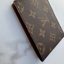 Load image into Gallery viewer, Louis Vuitton Monogram Men's Bifold Wallet