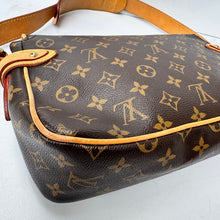 Load image into Gallery viewer, Louis Vuitton Monogram Hudson PM