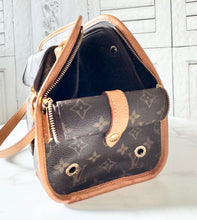 Load image into Gallery viewer, Louis Vuitton Monogram Sac Baxter PM Pet Carrier