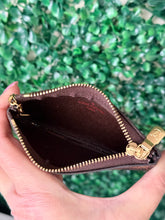Load image into Gallery viewer, Louis Vuitton Damier Ebene Key Pouch