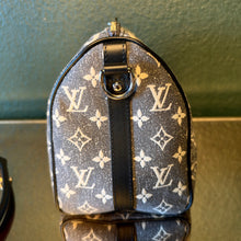 Load image into Gallery viewer, Louis Vuitton Bundle: Monogram Jacquard Denim Speedy 25 Bandouliere and Zippy Wallet