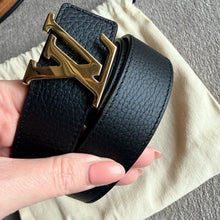 Load image into Gallery viewer, Louis Vuitton Size 85 / 34 Taurillon Leather Reversible Belt