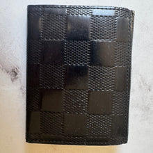 Load image into Gallery viewer, ✨💎Two Piece Thursday Bundle💎✨Louis Vuitton Black Empreinte Pochette Metis And Damier Vernis Ludlow Wallet