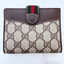 Load image into Gallery viewer, Gucci Supreme Canvas Compact Wallet