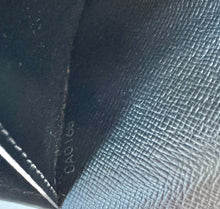 Load image into Gallery viewer, PRELOVED Louis Vuitton Monogram Eclipse Split Brazza Wallet