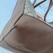 Load image into Gallery viewer, GUCCI GG Supreme Monogram Web Ophidia Tote Brown