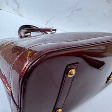 Load image into Gallery viewer, Louis Vuitton Vernis Amarante Bundle: Alma GM and Small Agenda