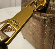 Load image into Gallery viewer, Marc Jacobs Glam Shot Metallic Gold