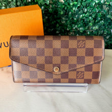 Load image into Gallery viewer, Louis Vuitton Damier Ebene / Rose Ballerine Sarah Wallet NM