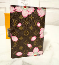 Load image into Gallery viewer, PRELOVED Louis Vuitton Monogram Cherry Blossom Card Holder