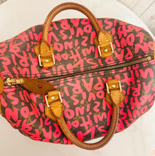 Load image into Gallery viewer, PRELOVED Louis Vuitton Monogram Graffiti Speedy 30
