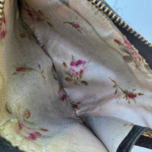 Load image into Gallery viewer, GUCCI Medium Calfskin Wallet