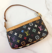 Load image into Gallery viewer, PRELOVED Louis Vuitton Takashi Murakami Pochette Accessories Multicolor Noir