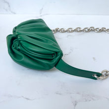 Load image into Gallery viewer, Bottega Veneta Nappa The Belt Chain Pouch Racing Green