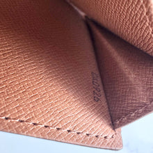 Load image into Gallery viewer, Louis Vuitton Monogram Porte Yen Wallet CA0926