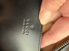 Load image into Gallery viewer, GUCCI GG Marmont Crossbody