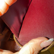 Load image into Gallery viewer, Louis Vuitton Vernis Monogram Zippy Wallet Amarante