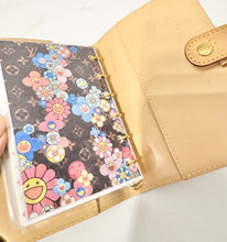 Load image into Gallery viewer, PRELOVED Louis Vuitton Takashi Murakami Monogram Multicolor Noir Small Ring Agenda