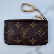 Load image into Gallery viewer, Louis Vuitton Monogram Key Pouch CA1908