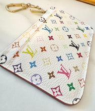Load image into Gallery viewer, PRELOVED Louis Vuitton Takashi Murakami Multicolor Blanc Pochette Cles