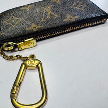 Load image into Gallery viewer, Louis Vuitton Monogram Key Pouch CA0011