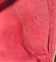 Load image into Gallery viewer, PRELOVED Louis Vuitton Takashi Murakami Monogram Multicolor Blanc Pochette Milla MM